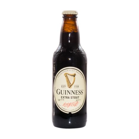 Uma garrafa de cerveja Stout da marca inglesa Guinness
